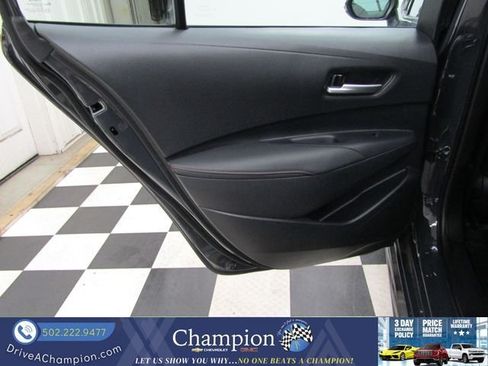 Used 2024 Toyota Corolla SE FWD image 13