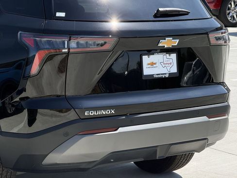 New 2026 Chevrolet Equinox LT FWD image 6