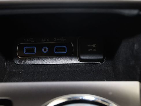 Used 2019 Jeep Grand Cherokee Limited image 29