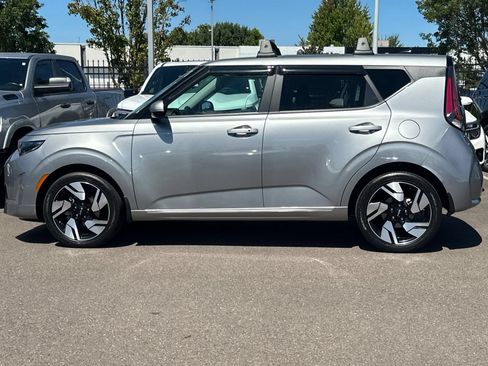 Certified 2025 Kia Soul GT-Line FWD image 7