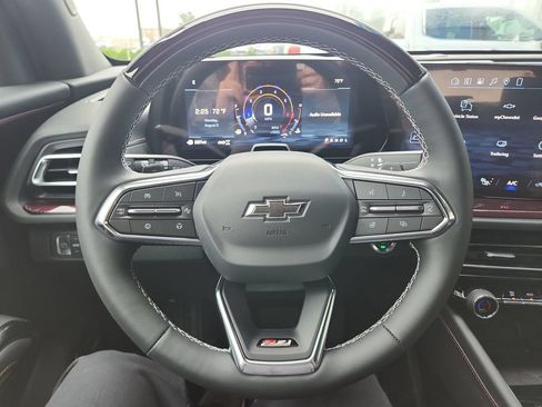New 2026 Chevrolet Traverse Z71 w/ Enhanced Driving Package AWD/4WD image 17