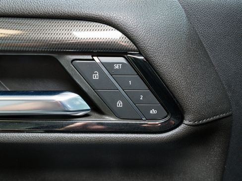 Used 2024 GMC Sierra 2500 AT4 w/ AT4 Premium Plus Package image 17