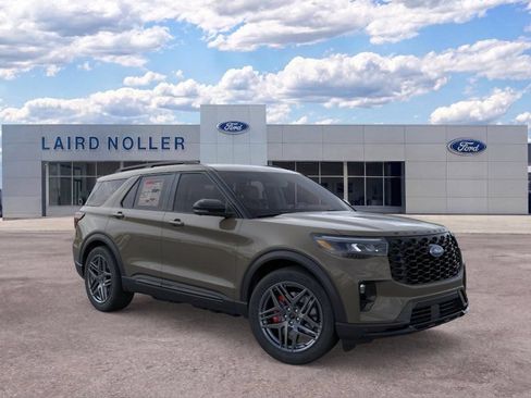New 2026 Ford Explorer ST w/ Sun And Sound Package AWD/4WD image 7