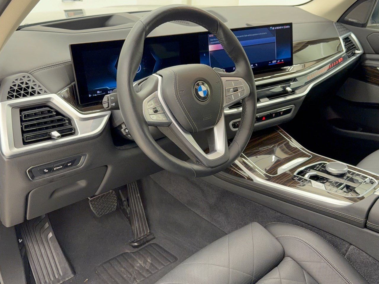 Certified 2024 BMW X7 xDrive40i AWD/4WD image 4