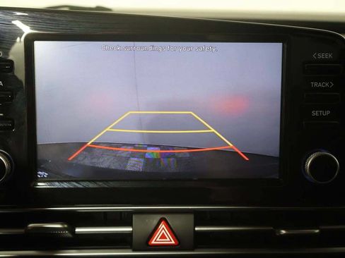 Used 2022 Hyundai Elantra SEL w/ Convenience Package FWD image 40