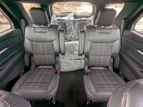 New 2026 Ford Explorer ST-Line image 17