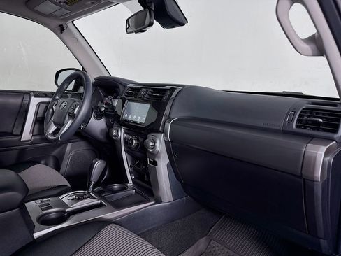 Used 2022 Toyota 4Runner SR5 image 30