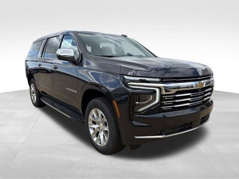 New 2026 Chevrolet Suburban Premier w/ Sun And Tow Package AWD/4WD image 31