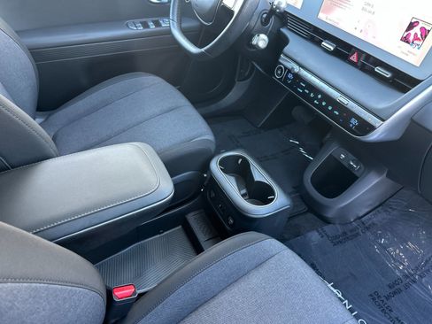 Used 2024 Hyundai Ioniq 5 SEL image 16