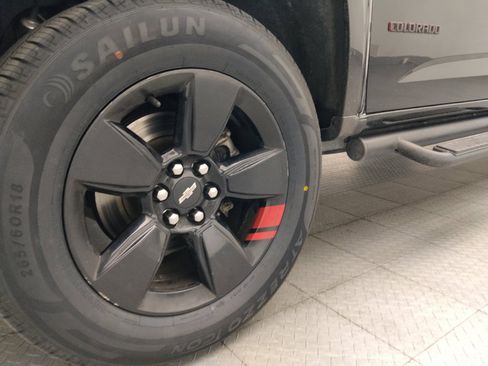 Used 2021 Chevrolet Colorado LT w/ Redline Special Edition RWD image 31
