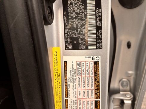 Used 2013 Toyota 4Runner Limited image 35