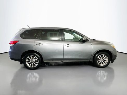 Used 2015 Nissan Pathfinder S image 8