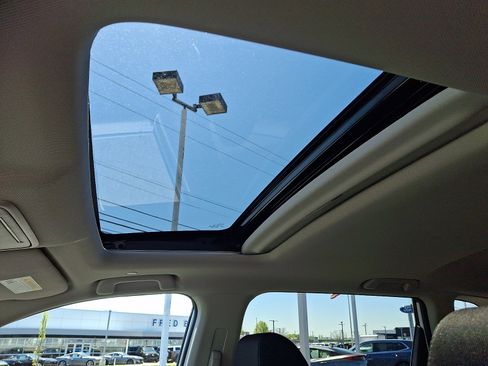 Used 2026 Honda CR-V EX image 17