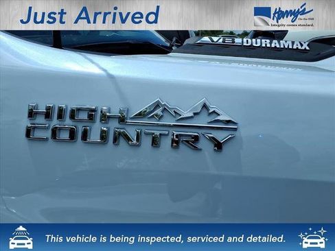 Certified 2026 Chevrolet Silverado 3500 High Country w/ High Country Premium Package AWD/4WD image 3