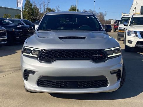 Used 2023 Dodge Durango GT image 2