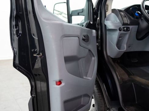 Used 2018 Ford Transit 350 XL RWD image 5