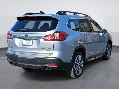 Certified 2022 Subaru Ascent Limited w/ Technology Package image 3