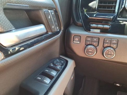 Used 2025 Chevrolet Silverado 1500 ZR2 w/ Technology Package AWD/4WD image 22