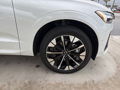 Certified 2026 Volvo XC60 B5 Plus w/ Protection Package Premier AWD/4WD image 13