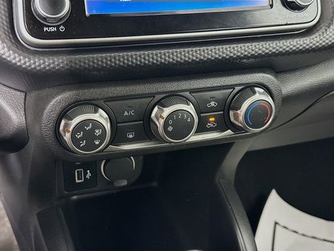 Used 2023 Nissan Kicks S image 12