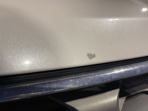 Used 2017 Ford Explorer XLT image 16