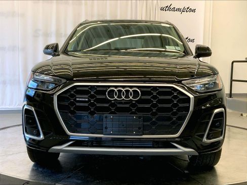 Used 2023 Audi Q5 2.0T Premium Plus w/ Premium Plus Package AWD/4WD image 2