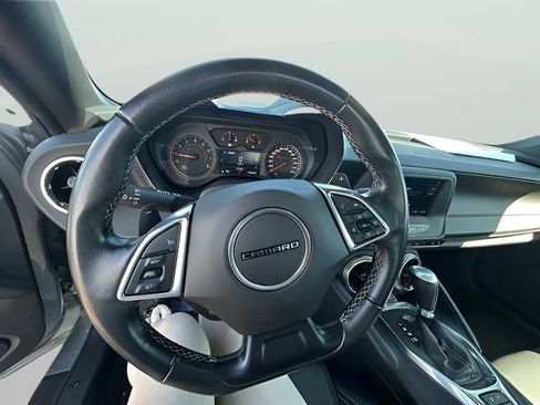 Used 2023 Chevrolet Camaro LT image 8