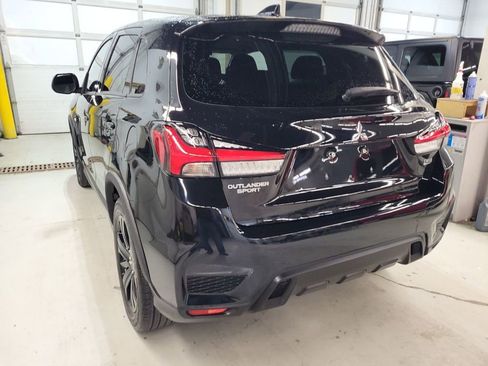 Used 2021 Mitsubishi Outlander Sport ES image 3