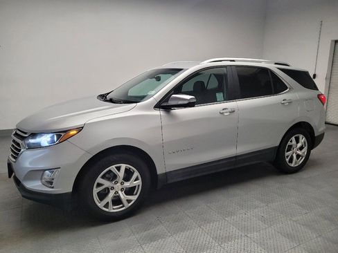 Used 2019 Chevrolet Equinox Premier FWD image 2