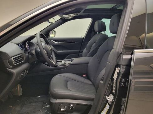Used 2023 Maserati Levante GT image 18