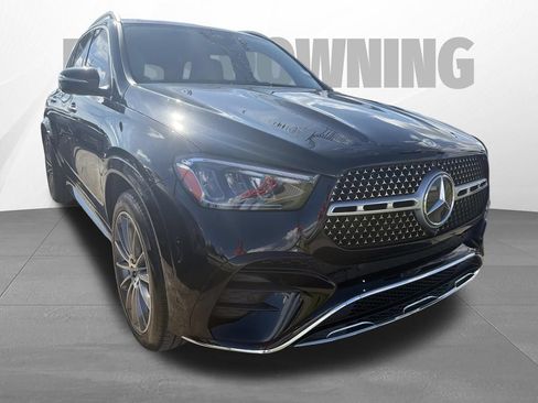 Used 2025 Mercedes-Benz GLE 350 4MATIC image 3