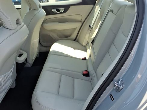 Used 2024 Volvo S60 B5 Plus w/ Climate Package AWD/4WD image 4