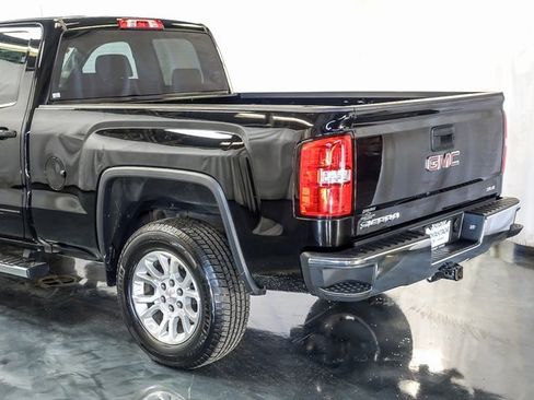 Used 2018 GMC Sierra 1500 SLE w/ SLE Value Package image 10