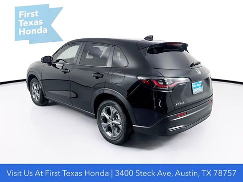 New 2026 Honda HR-V LX image 6