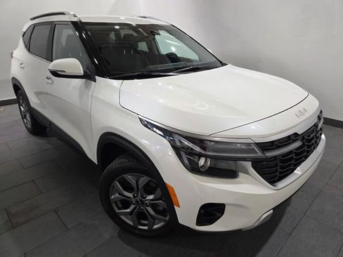 Used 2024 Kia Seltos S AWD/4WD image 7