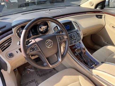 Used 2010 Buick LaCrosse CX FWD image 12