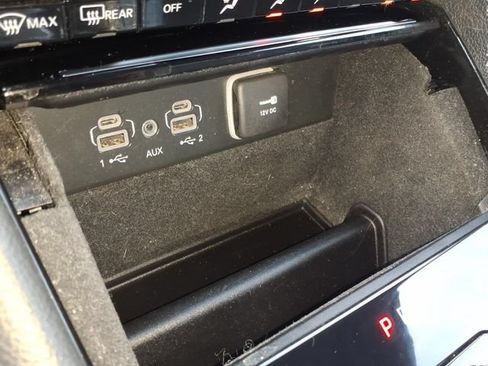 Used 2021 Jeep Grand Cherokee L Limited AWD/4WD image 15
