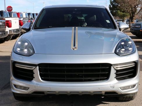 Used 2016 Porsche Cayenne GTS image 3