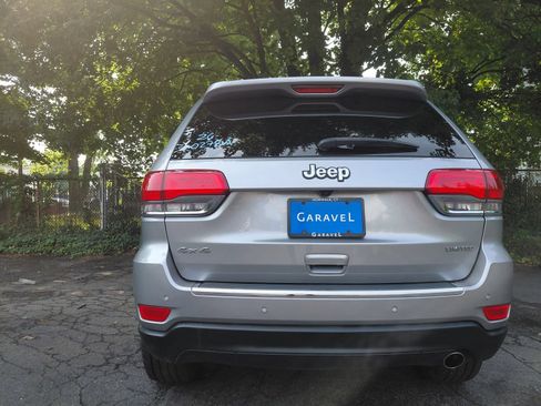 Used 2015 Jeep Grand Cherokee Limited AWD/4WD image 32
