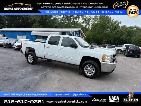 Used 2011 Chevrolet Silverado 2500 LT w/ Convenience Package AWD/4WD image 5