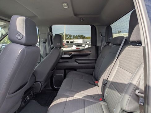 Used 2023 Chevrolet Silverado 1500 RST image 13