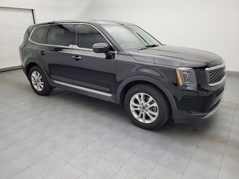 Used 2021 Kia Telluride LX image 11