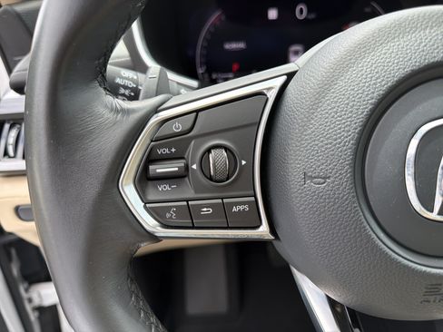 Used 2023 Acura MDX SH-AWD image 26