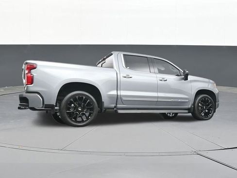 Used 2025 Chevrolet Silverado 1500 High Country AWD/4WD image 63
