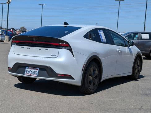 Used 2026 Toyota Prius LE image 13