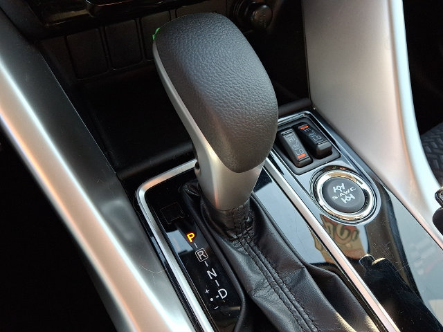 Used 2024 Mitsubishi Eclipse Cross AWD image 14