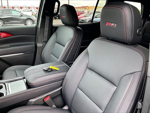 Used 2026 Chevrolet Traverse Z71 w/ Driver Confidence Package AWD/4WD image 23