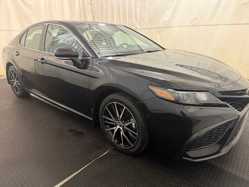 Certified 2023 Toyota Camry SE image 10