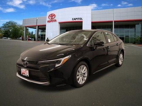 New 2026 Toyota Corolla XLE FWD image 5