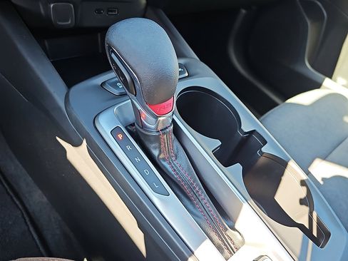 Used 2024 Chevrolet Trax RS image 14